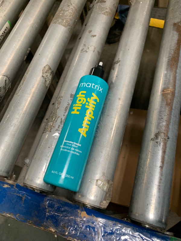 Photo 1 of **MISSING TOP**
Matrix High Amplify Wonder Booster Root Lifter Spray - Provides Extreme Volume & Body, Boost Structure in Fine Hair, Thin & Limp Hair, Flexible Hold, 8.5 Fl Oz, Vegan