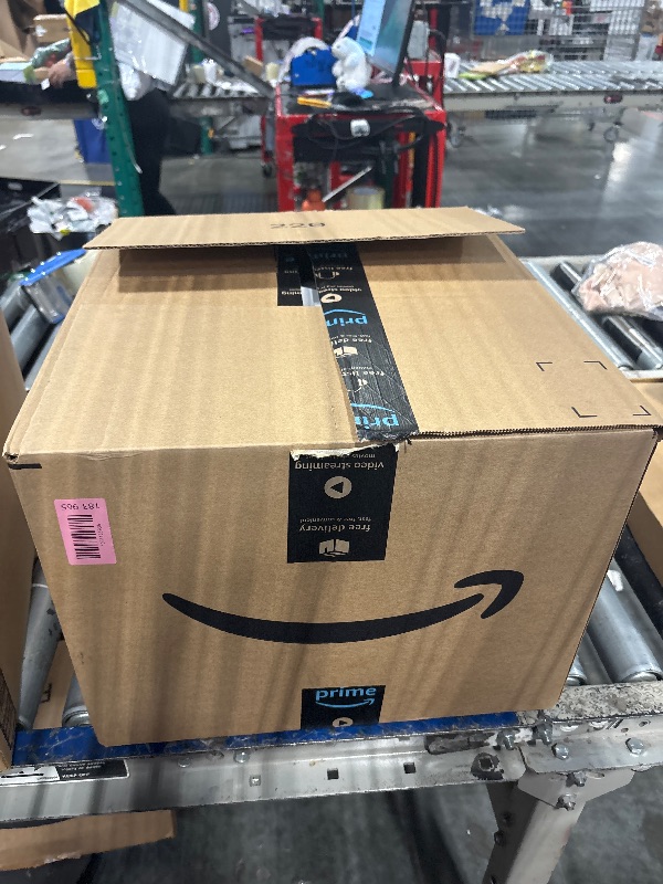 Photo 1 of ***AS IF/ FINAL SALE - **
BUNDLE BOX OF MIXED ITEMS 
