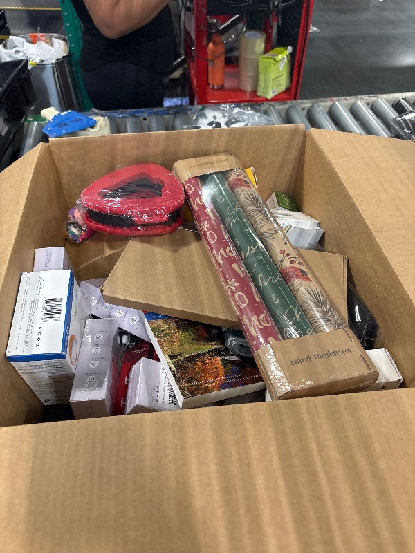 Photo 1 of ***AS IF/ FINAL SALE -***
BUNDLE BOX OF MIXED ITEMS 
