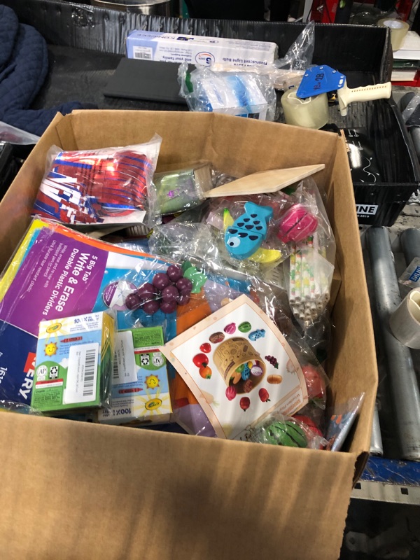 Photo 1 of ***AS IF/ FINAL SALE -**
BUNDLE BOX OF MIXED ITEMS 
