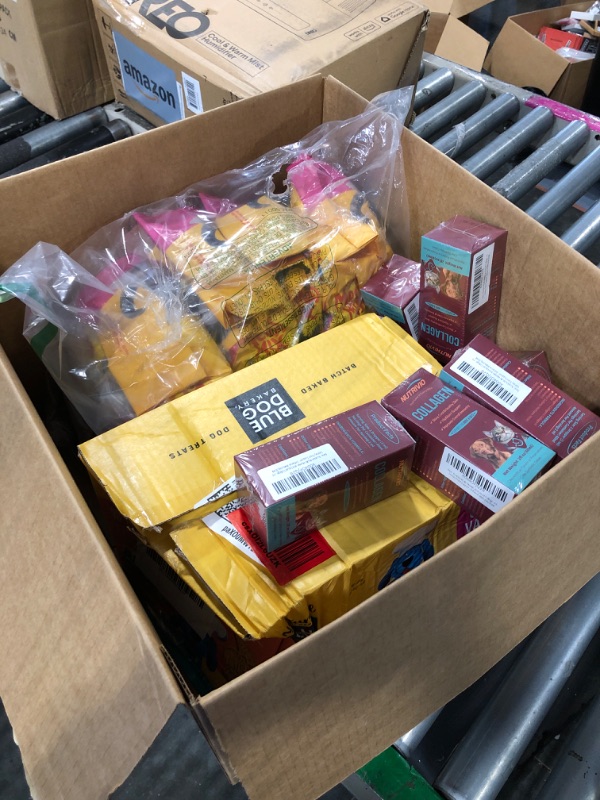 View 1 of ***AS IF/ FINAL SALE - ***
BUNDLE BOX OF MIXED ITEMS
EXP: 10/28/2025 10/28/2025