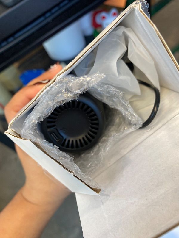 Photo 1 of *UNTESTED*
LYFUHUI Car Handheld Vacuum Cordless 13000 PA Suction Power, Portable Mini Vacuum Cleaner for Car Home Office and Pet Hair, Black