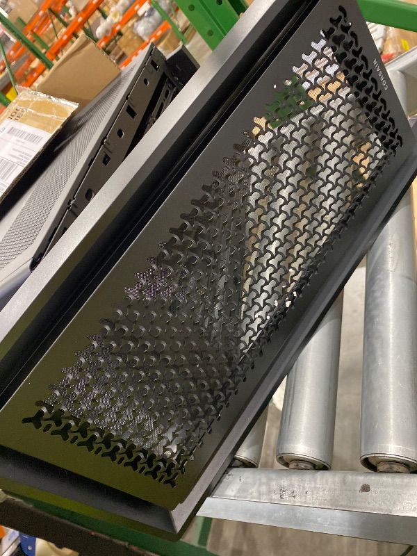 Photo 1 of *MINOR DAMAGE - See Clerk Notes*
CORSAIR 4000D RS ARGB Frame Modular Mid-Tower ATX PC Case – High Airflow, 3X Pre-Installed RS ARGB Fans, InfiniRail™ Fan Mounting System, ASUS BTF, MSI Project Zero, Gigabyte Project Stealth – Black