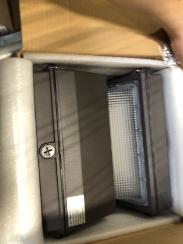 Photo 1 of ***FACTORY SEALED***
Aphyni 8 Pack 160W LED Wall Pack Light with Dusk to Dawn Photocell, 25600LM 6000K Daylight IP65 Waterproof Wall Pack Lights Outdoor LED [Eqv. 1200W HPS/HID] for Parking Lot, Warehouse, Yard AC120-277V