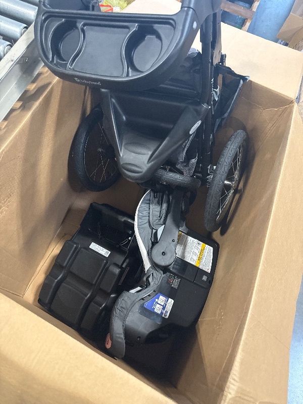 Photo 1 of **Final sale no returns allowed ** Please review ratings before purchasing**

**Venta final, no se permiten devoluciones** Revise las calificaciones antes de comprar**


Baby Trend Expedition® Jogger Travel System with EZ-Lift™ Infant Car Seat, Dash Pink