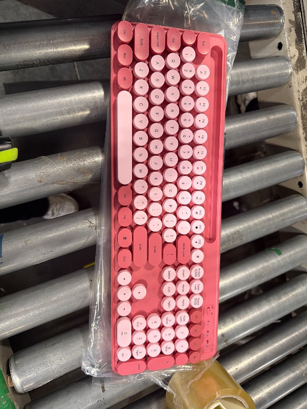 Photo 1 of ****NO USB CONECTORS OR CABLES****Wireless Keyboard and Mouse Combo - Round Keycaps, Full-Size Retro Typewriter Keyboard with Detachable Wrist Rest, Sleep Mode & Tilt Legs, 2.4GHz Cordless Connection for Mac/Windows/PC (Hot Pink)