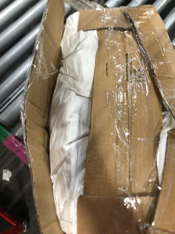 Photo 1 of ***CORRECT ITEM******APSMILE Luxurious Down Feather Fibers Comforter California King - Ultra-Soft Fluffy Duvet Insert, High Fill-Power Hotel Comforter, 57 Oz Medium Warmth Bedding for All Season (Solid White, 104x96)