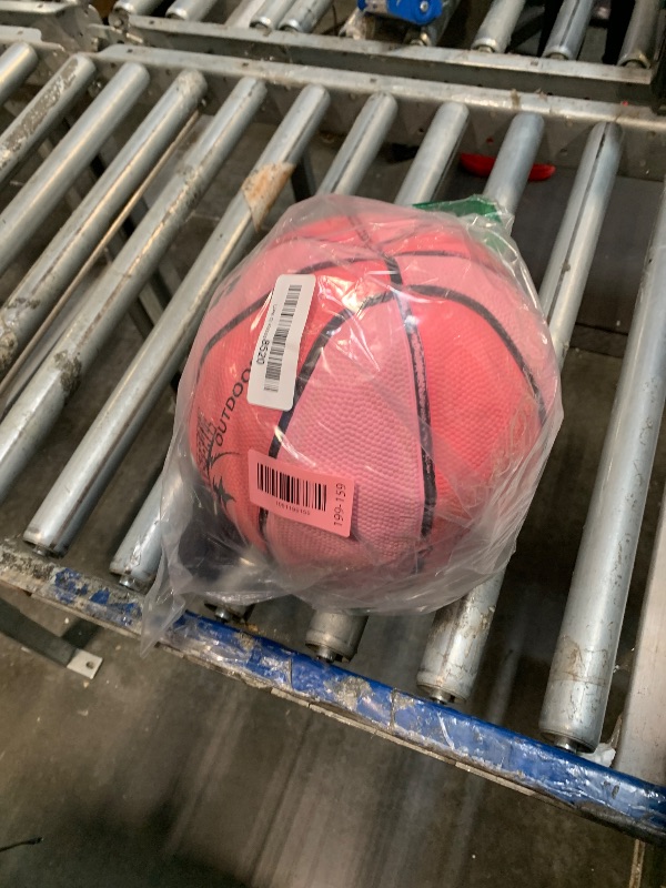 Photo 1 of *UNTESTED*
Senston Basketball Balls Size 3/5/6/7 Basketballs Indoor Outdoor 27.5/29.5 inch Basketball (Pink, 27.5''/Size 5)