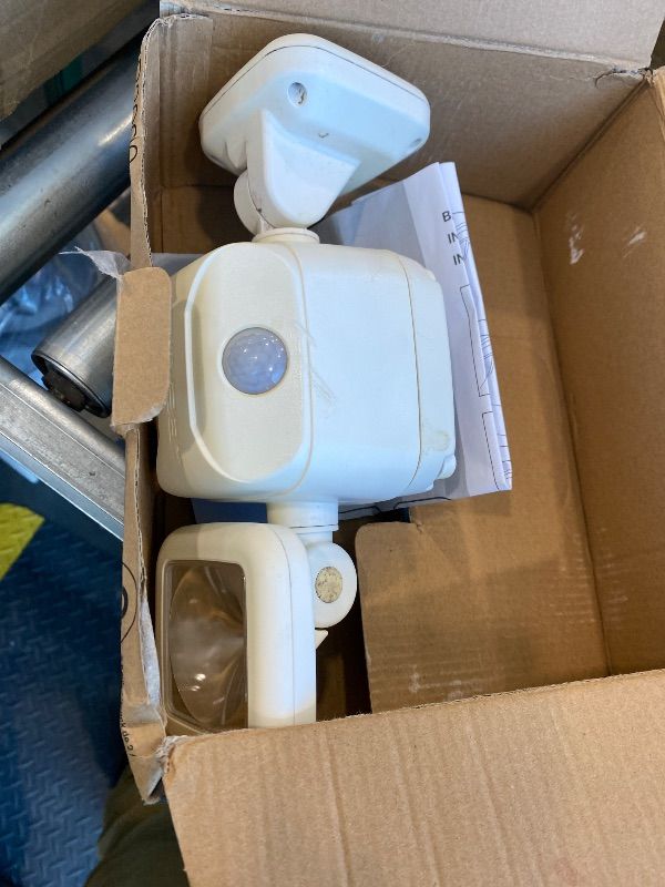 Photo 1 of ***MISSING ONE*** Beams MB3000-WHT-02 Outdoor Battery-Powered Wireless Motion Sensing Dual Head Security Floodlight, 500 Lumens, White, 2-Pack