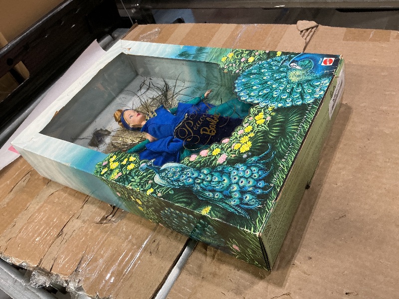 Photo 1 of *MINOR DAMAGE - USED*
Barbie The Peacock Collector Edition