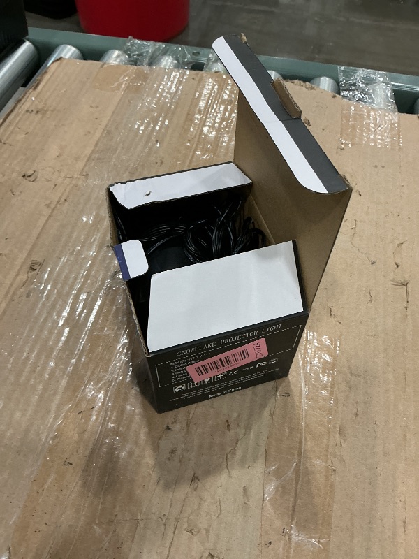 Photo 1 of ?LILNIAGY Christmas Decorations Outdoor Christmas Projector Lights Snowflake Projector, IP65 Waterproof & Adjustable Christmas Lights for Outdoor Christmas Decorations Home Party Garden Xmas Decor