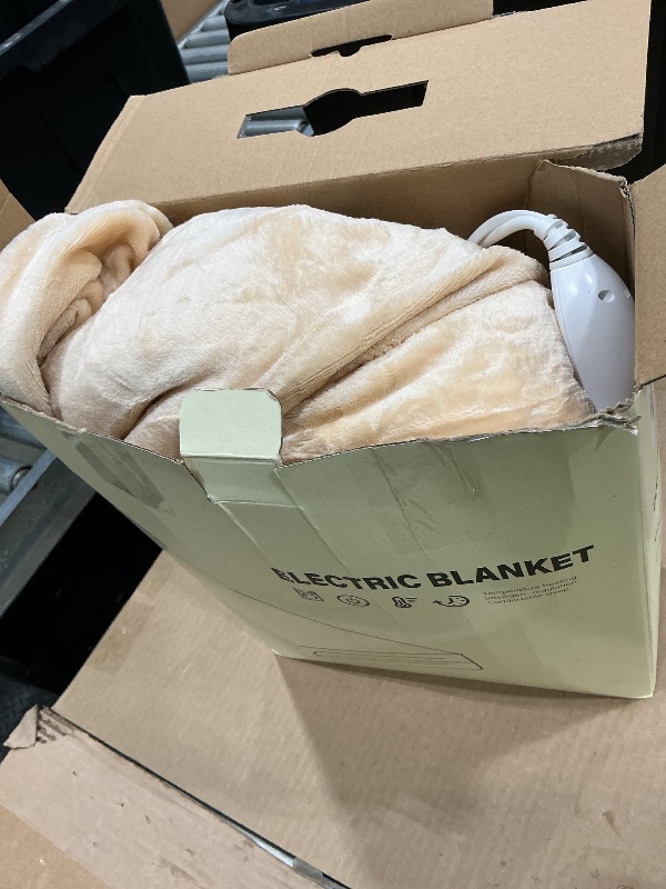 Photo 1 of *USED*
Electric Wearable Heated Blanket with Foot Pocket, Heated Blanket Wearable with Sleeves for Sofa, Flannel & Sherpa Electric Throw Blanket, 10 Heat Settings & 2-8H Auto Shut-Off, 50*70"+18", Beige