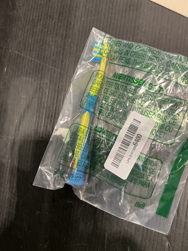 Photo 1 of *USED*
Colgate Bluey Extra Soft Toothbrush for Kids, Kids Toothbrush Pack with Built in Suction Cup Toothbrush Holder, Designed for Children Ages 2 and Up, Extra Soft Bristles