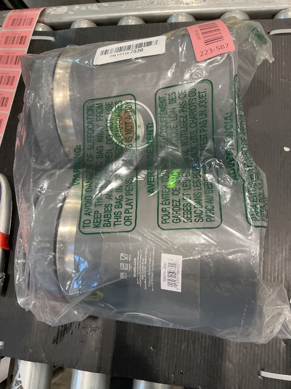 Photo 1 of ** CRACKED HANDEL**
Tovolo 2 Quart Stainless Steel Traveler, Double-Wall Vacuum-Insulated Food Container, 2 Qt. Food Storage & Ice Cream Container, Easy-Carry Handle, Travel Mug for Hot Food & Cold Ice Cream, Charcoal