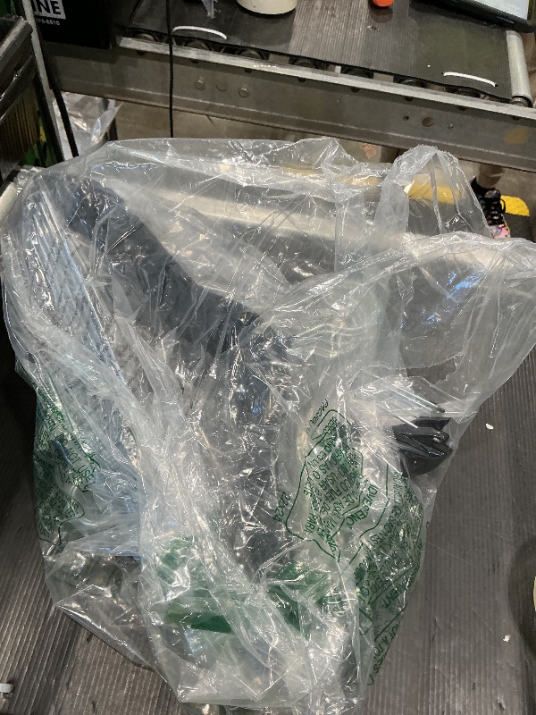 Photo 1 of *USED*
Amazon Basics Velvet, Non-Slip Skirt Clothes Hangers with Clips, Organize Pants and Skirts, Black/Silver, Pack of 24