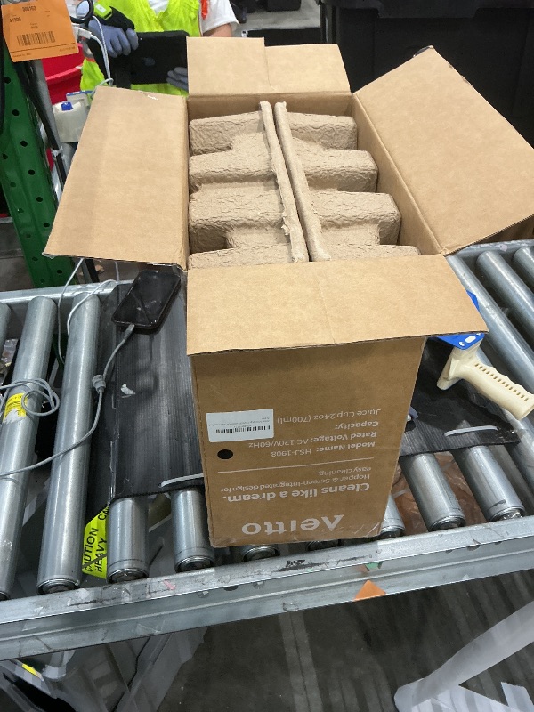 Photo 1 of *USED*
Cold Press Juicer with Whole Feed Chute, Aeitto Masticating Juicer Machines, Juice Extractor Machine Easy to Clean, High Juice Yield, For Whole Vegetables and Fruits, Easy to Assemble, Onyx Black