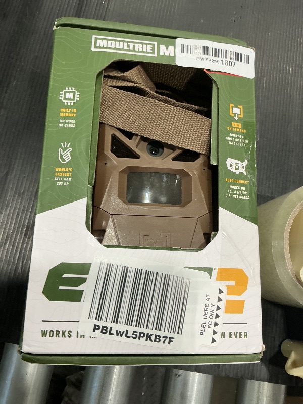 Photo 1 of **MISSING PARTS/check clerk comments**
Moultrie Edge 2 Cellular Trail Camera - Auto Connect Nationwide 4G LTE - On Demand 36MP Photo - 1080P Video with HD Audio - 100 Ft Detection Range - Low Glow Flash