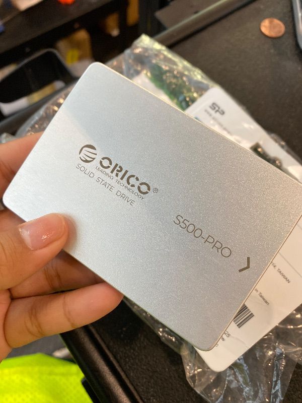 Photo 1 of *UNTESTED*
ORICO 4TB SATA SSD 2.5" Internal Solid State Drive, up to 550MB/s, 3D NAND SATA III SSD with Aluminum Shell, for Desktop Laptop PS4 NAS DIY External Drive - S500PRO