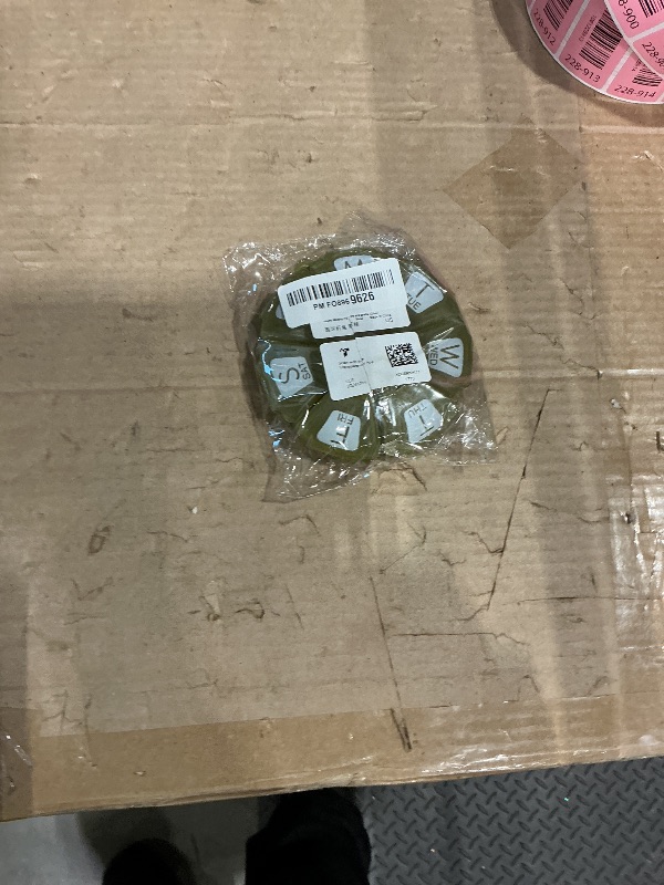 Photo 1 of *USED*
Round Weekly Pill Organizer, TPU Rubberized, Travel Pill Container 7 Day, with 7 Large Compartments, Great for Daily Vitamins & Supplements, Cute Pill Case with Large Letters and Braille (Olive)