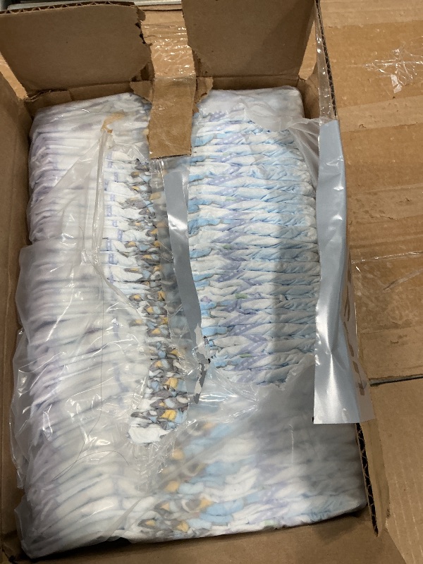 Photo 1 of *MISSING PARTS UNKNOWN*
Luvs Diapers - Size 5