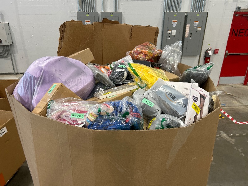 Photo 1 of Nellis Variety Box: Pallet | See Notes for Details/ Non-refundable/ truck / trailer pickup only.