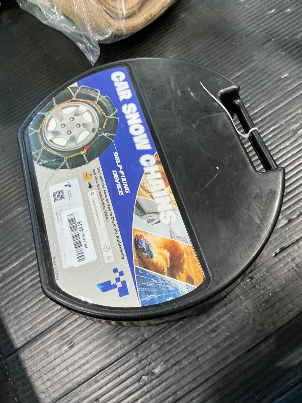 Photo 1 of *USED*
Snow-Chains Auto Fixing 1 Min Quick Fit Easy Installation Tire-Chains, Portable Reusable Universal Emergency Tire Traction Chain for Passenger Car, Pickup Trucks and SUV - Set of 2 (HKN-160)