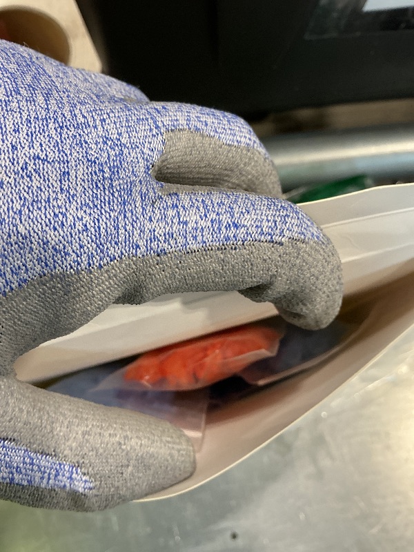 Photo 1 of **INCOMPLETE** PH PandaHall 800pcs 10 Colors Acrylic Flower Bead Caps Frost Acrylic Bell Tulip Lily Flower Beads Spring Floral Spacer Bead Caps with Center Hole for Earrings Bracelets Jewelry Making DIY Craft Bulk