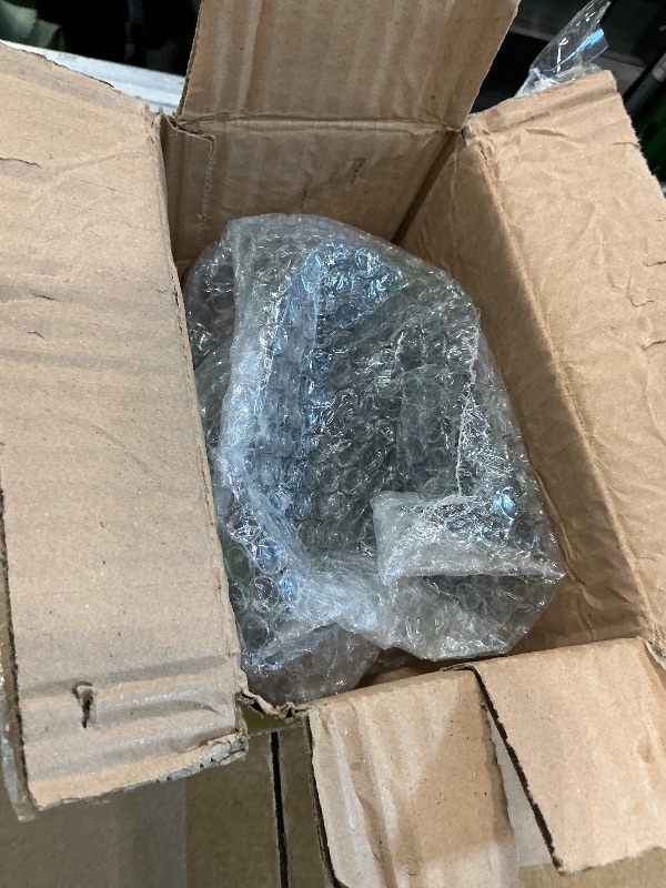 Photo 1 of *UNTESTED*
SunGrow Betta & Cichlid Fish Tank Aquarium Decoration Rocks Hideout Cave, 5.7" x 4.3", Axolotl & Frog Resin Hideaway Tank Decor Ornament with Moss, for Crab, Gecko, Snake, Ball Python to Breed & Rest