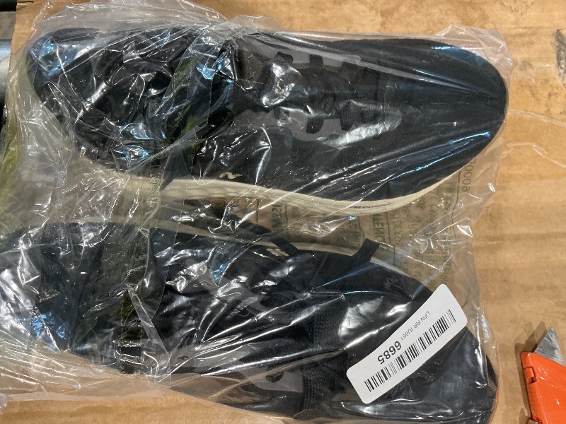 View 3 of **Used - minor damage**
New Balance Women's Fresh Foam Arishi V4 Running Shoe, Black/Light Gold Metallic/Gum 2, 7 Wide