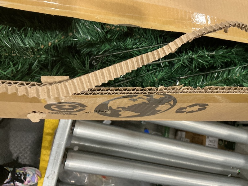 Photo 1 of **MISSING PARTS - Missing the top tier**
CASA CLAUSI 6ft Artificial Christmas Tree Premium Pine Xmas Tree with 1000 Branch Tip, 1 Minute Christmas Tree Unlit Realistic Holiday Party Décor for Home Office, Foldable Stand, Easy Assembly