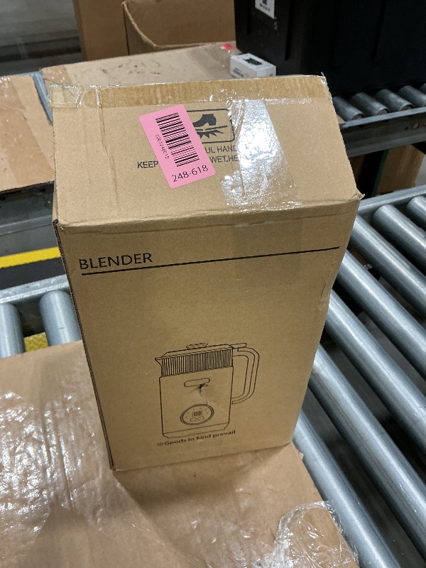 Photo 1 of *MINOR DAMAGE - USED*
Nut Milk Maker,40oz Large Capacity Stainless Steel Automatic Soy Milk Machine for Homemade,Oat,Plant-Based Milk and Non-Dairy Beverages Almond Cow Milk Machine with Delay Start,Self Cleaning (White)