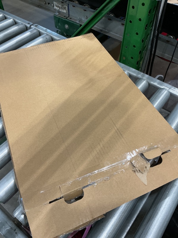 Photo 1 of *USED*
1M Family Toilet Seat, Patented Slow Close & Quick Releasing Technology, Anti-Wiggling, Easy to Install and Clean, Standard Elongated with Toddler Seat Built In (1 Piece)