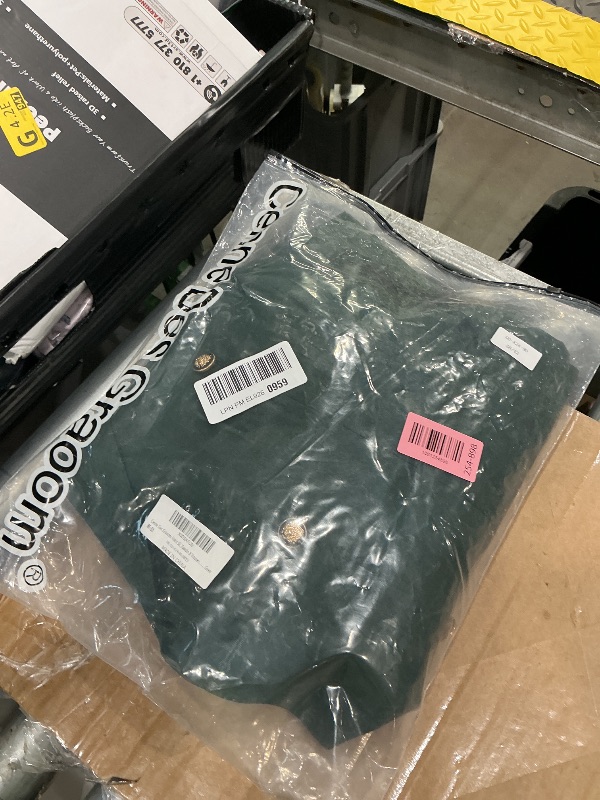 Photo 1 of **PARTIAL SET/check clerk comments**
Cenne Des Graoom Men's Slim Fit 2 Piece Suit Double Breasted Business Wedding Prom Suits Blazer Tuxedo……… Green…