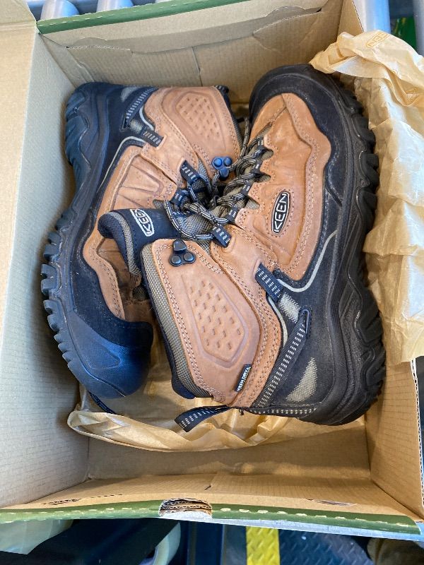 Photo 1 of ***MISSING INSOLES*** KEEN Men's Targhee 4 Mid Height Durable Comfortable Waterproof Hiking Boots, Bison/Black, 9 WIDE