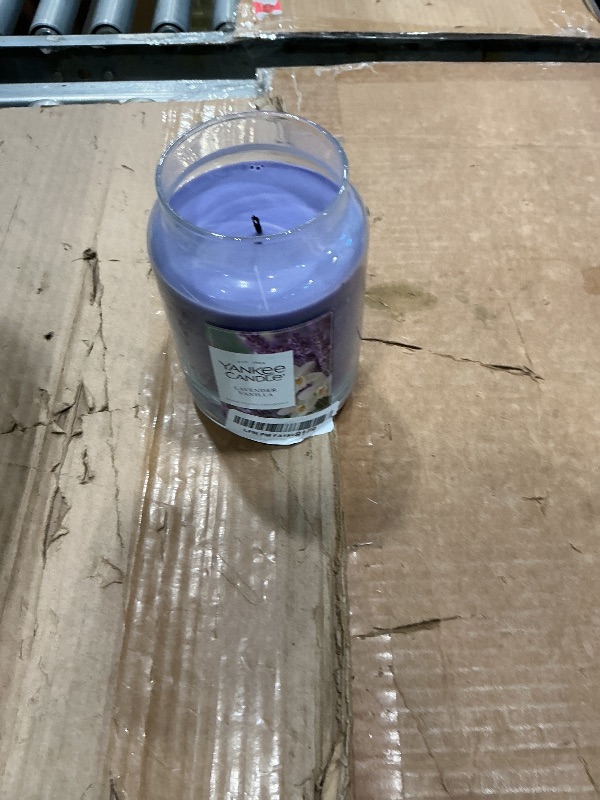 Photo 1 of **USED**Yankee Candle Lavender Vanilla, Scented Candle, 22oz Large Jar with up to 150 Hour Burn Time, Giftable