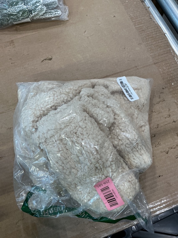 Photo 1 of 1 Pack 3 Calming Blankets Fluffy Premium Fleece Pet Blanket Soft Sherpa Throw for Dog Puppy Cat Beige Small (23" x16'')