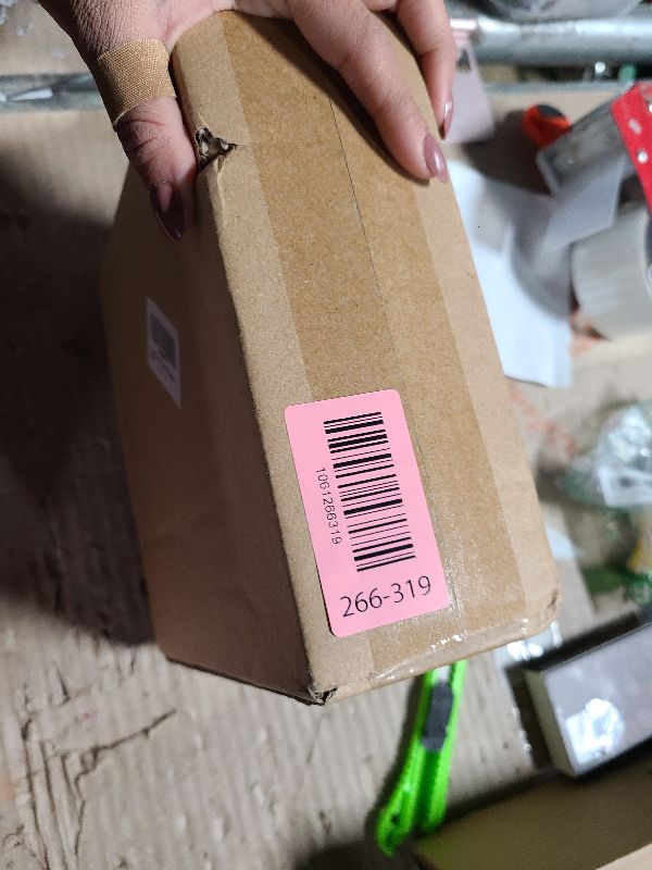 Photo 1 of 200Pcs Air Fryer Paper Liners, 6.3 Inch Square Disposable Air Fryer Liner, Non-stick Parchment Paper for Frying Baking Roasting Microwave Oven