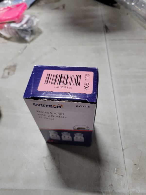 Photo 1 of 2 Outlet Light Socket to Plug Adapter, Electrical Screw in Light Bulb Socket Outlet Adapter, Lamp Holder, Dual Polarized E26 ETL, White (3PACK)