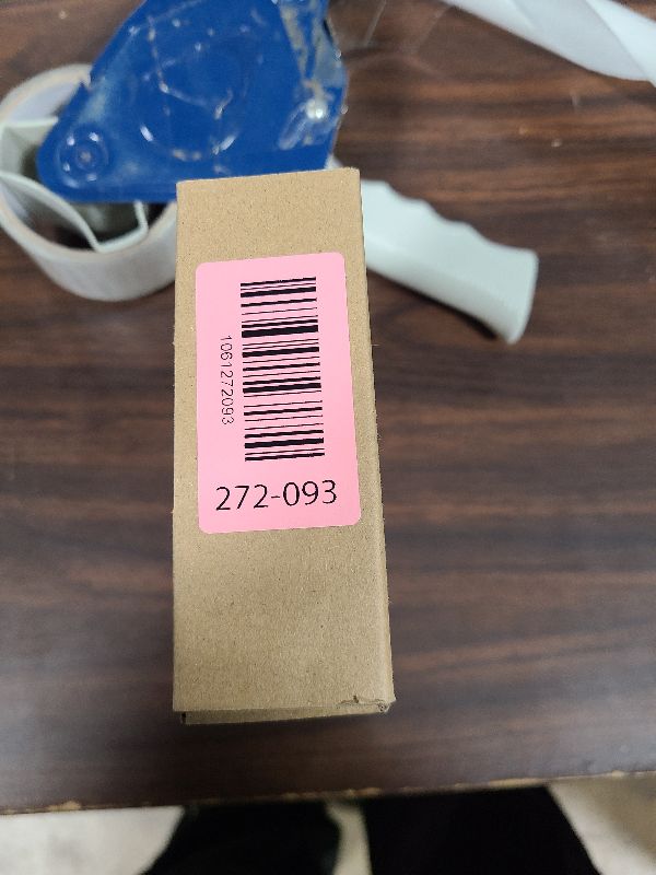 Photo 1 of 4 Large Quilt Hangers for Wall for Display, Wooden Rug Hangers for Wall Hangings, Decorate with Your Blanket and Tapestry Hangers (Light, 4 Large Clips with Hardware)