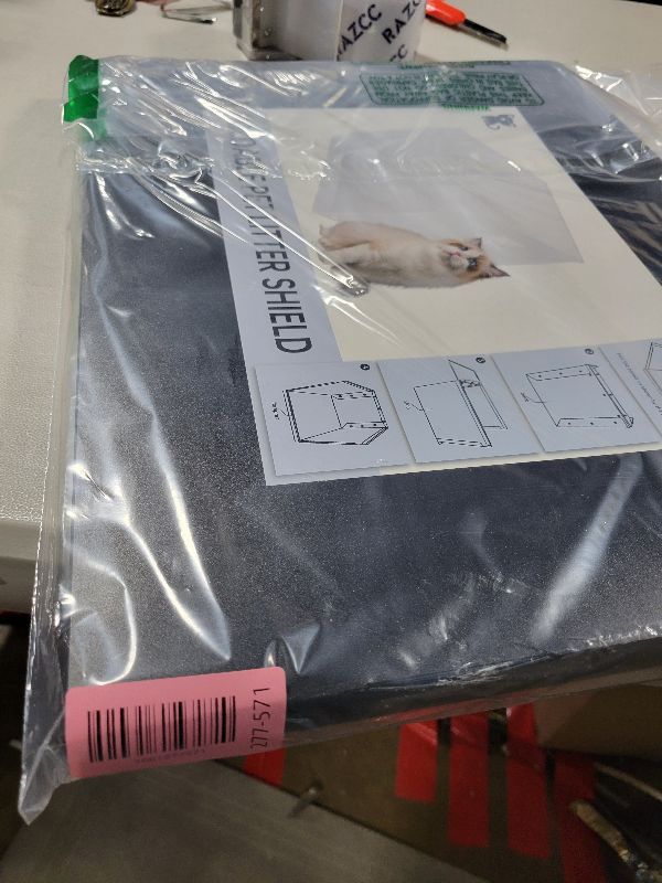 Photo 1 of 1Pc Cat Litter Box Enclosure with Shield, Pee Shields High Side Litter Box Enclosure, Dog Litter Box Splash Guard, Cat Box Enclosure with Shield (Without Pan) (Large)