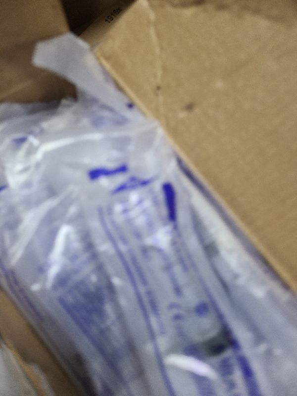 Photo 1 of 100 Pack Disposable 5ml/cc Lab Syringes with 22Ga 1.25 Inch Needle Luer Lock, Individually Sealed Packed