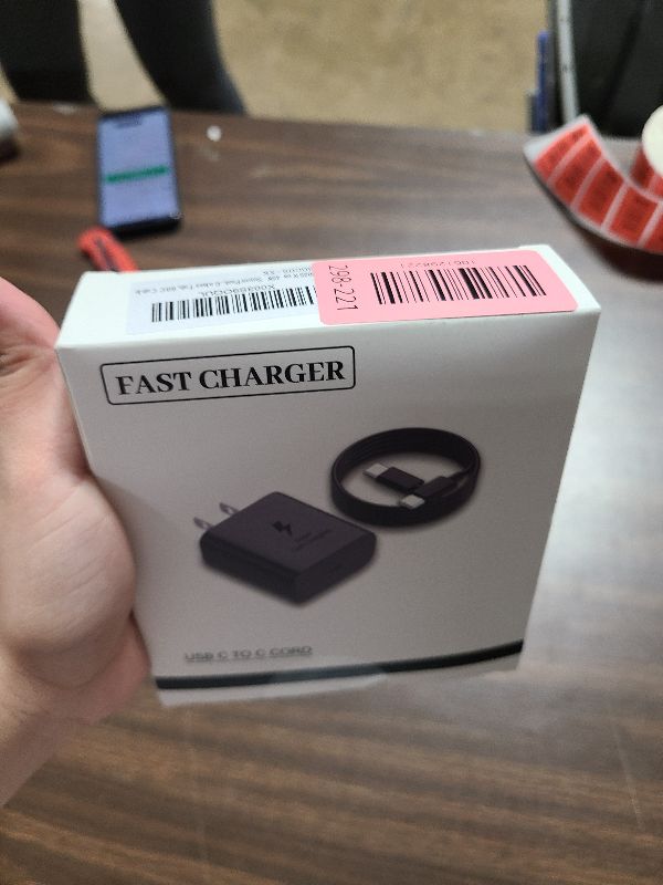 Photo 1 of 2026 45W Super Fast Charger USB C Android Phone Charger Fast Charging Compatible with Samsung Galaxy S25/S25 Ultra/S25+/S24 Ultra/S24/S24+/S23 Ultra/S23/S22/S20/S21/Note 10,Galaxy Tab, 6ft C Cable