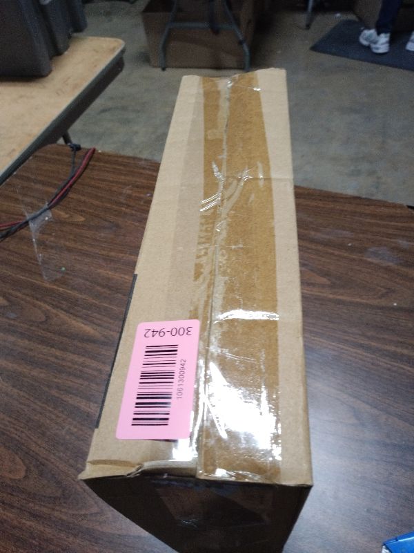 Photo 1 of [100 Pack] 12oz Plastic Cups with Gold Glitter Sturdy & Food Safe Plastic Wine Glasses Disposable Cups Wedding Cups Party Cups Drinking Tumblers for Wine, Cocktails and Cold Beverages