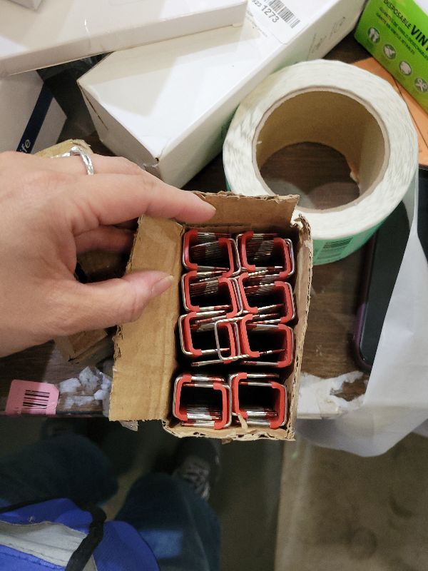 Photo 1 of 1" Insulated Cable Staples MNM1-600 fit Milwauke Cable Stapler Gun M12 2448-20 for to Wood Surfaces - Fit Milwauke Staples 600 per Box (Cable Staples-300)