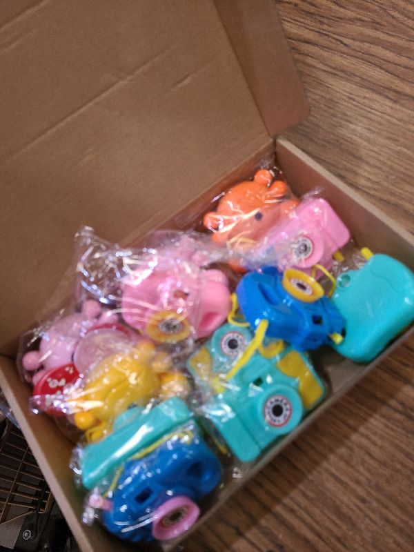 Photo 1 of 12 Pieces Valentines Camera Toy Set Preschool Daycare Toddler Valentines Toy Gift Camera with Image in Viewfinder Crab Shape Pretend with Cards Gift for Kid Preschool Classroom Exchange Present