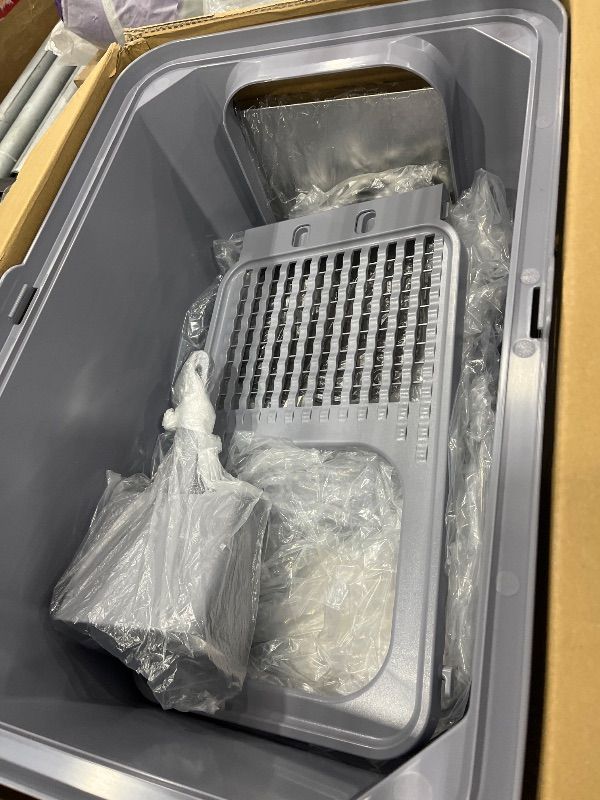 Photo 1 of **DIF. COLOR THAN ONE IN PHOTO**
Stainless Steel Litter Box | XL Enclosed Cat Litter Boxes with Lid for Big Cats | High Sided, Anti-Urine Leakage | Non-Stick Bottom & Includes Litter Mat & Metal Scoop