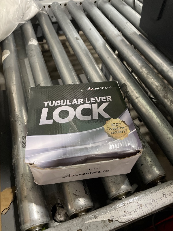 Photo 1 of ************FOR PARTS ONLY- MISSING PARTS************
ANNFUZ Privacy Door Handle Without Key,Square Interior Door Lever with Emergency Access, Reversible Keyless Doorknob for Right & Left Side,for Bathrooms and Bedrooms,Brushed Nickel