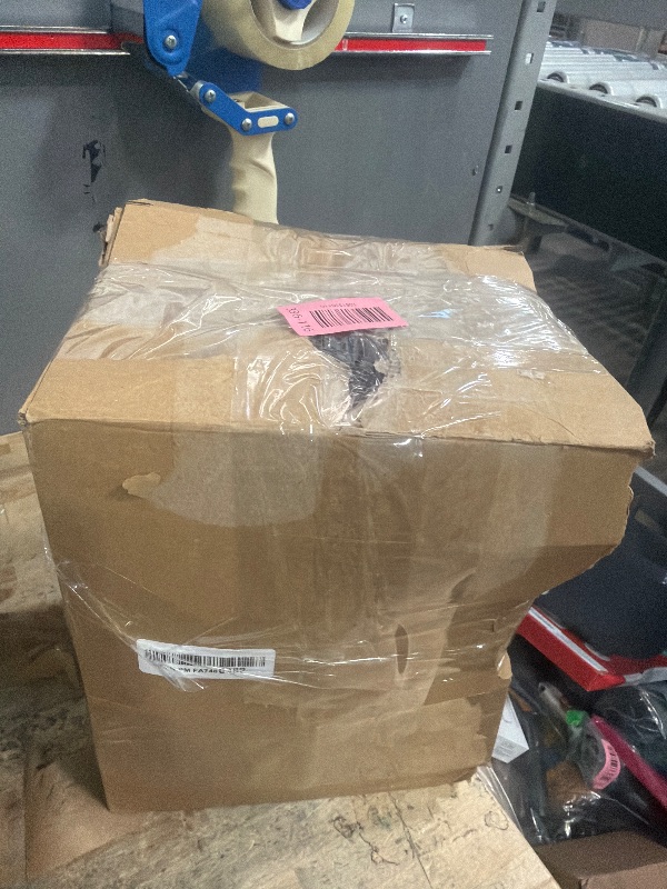 Photo 1 of *MISSING PIECES* Colingmill 100 Pcs Christmas Plastic Light Stakes 11.5 Inch Green Christmas Yard Stakes for C7 C9 Xmas Lights Outdoor Universal Yard Lawn Holiday Pole for Garden Lawn Path Walkway Holiday