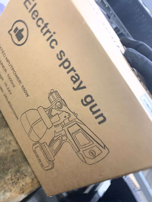 Photo 1 of ***MISSING PARTS***
Cordless Paint Sprayer with 650W Powerful Copper Motor, Sprayer Paint Gun with 6 Brass Nozzles, 2 Batteries & 1000ml (34oz) Container, Electric Paint Sprayer for House Painting Graffiti Fence Wall