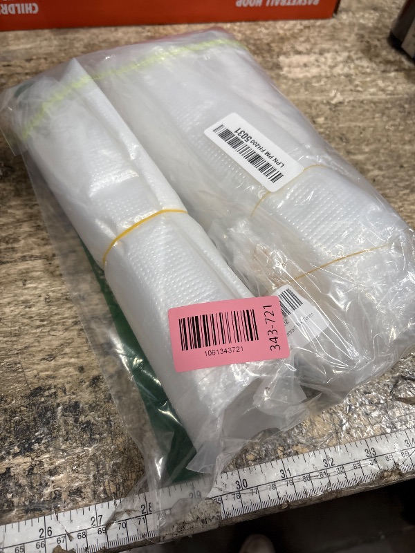 Photo 1 of 10 Pairs Waterproof Shoe Covers for Rain,Non-Slip Indoor Outdoor Rain Cover for Shoes,Disposable Plastic Rain Shoe Covers,Plastic Over shoes for Men Women,Water Proof Boot Protector(Clear,Larger)